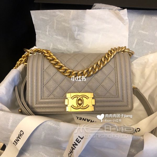 香奈兒Chanel Leboy 20cm 19年新款大象灰牛皮金扣_4