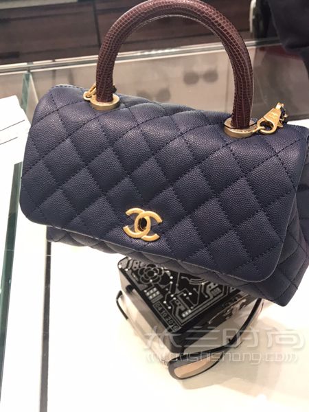 香奈兒coco handle終于買下嘻嘻_3