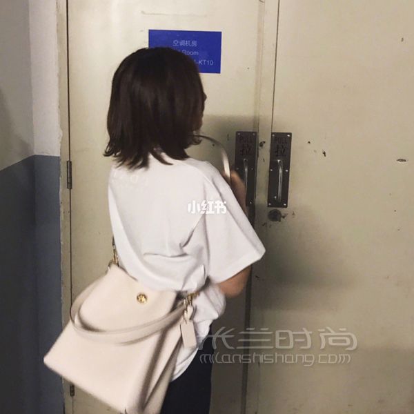Coach Charlie 水桶包 我的媽也太好看了吧！_2
