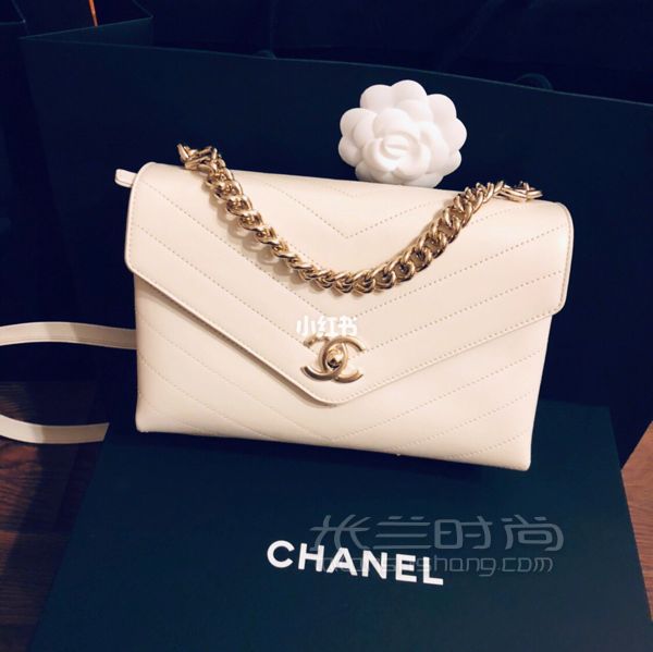 Chanel2018最值得購入的包 這款包應(yīng)該是我香奈兒中最喜歡的一個_1