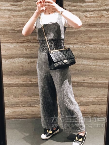 Chanel2.55中號(hào)上身圖實(shí)拍與使用體驗(yàn)_1