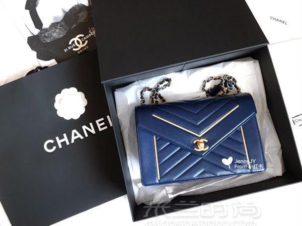 Chanel香奈兒新款信封包--小女人氣質_1
