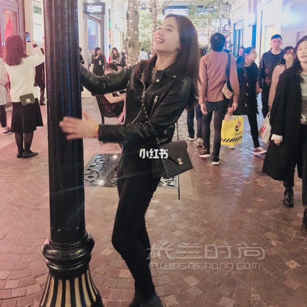 很久沒更新啦 這款包包是香奈兒2019年新款 在香港海港城購(gòu)買的_2