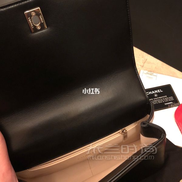 Chanel【coco handle】手柄包中號(hào) 附穿搭圖_4