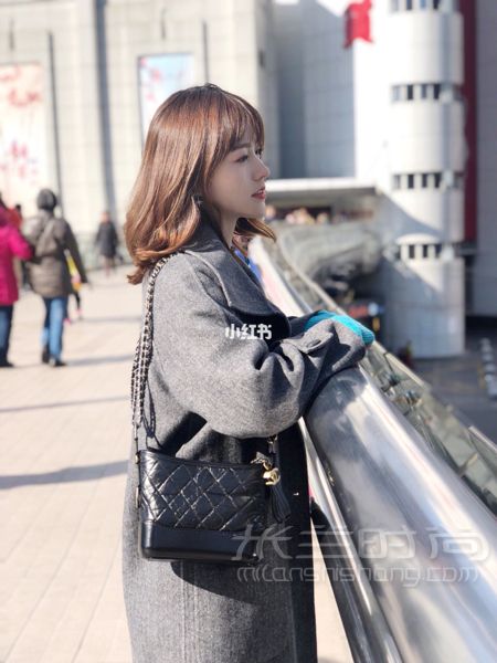本年度最愛的包包香奈兒流浪包 真的是我最愛的一款包包了超級百搭設(shè)計獨特_1