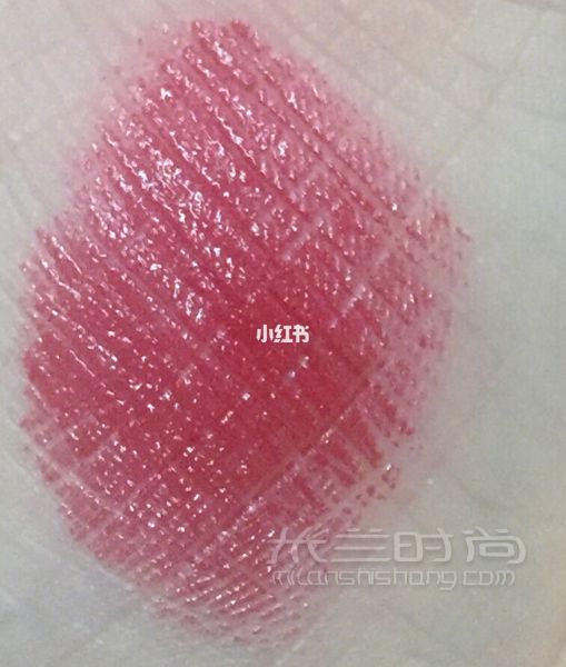 Chanel444 GABRIELLE 這款口紅是很正的紅色涂上以后氣場秒變_5