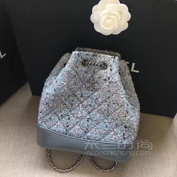17Chanel Gabrielle系列不撞款雙肩包_1