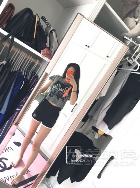 香奈兒Leboy 薄荷金扣綠 前段時(shí)間去新加坡玩的時(shí)候買的 本來沒計(jì)劃買包包的_8
