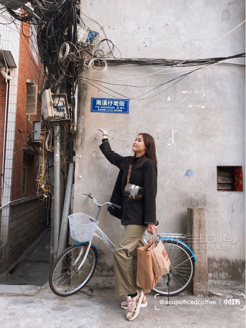 BURBERRY包包 百搭不撞款巴寶莉老花包_6