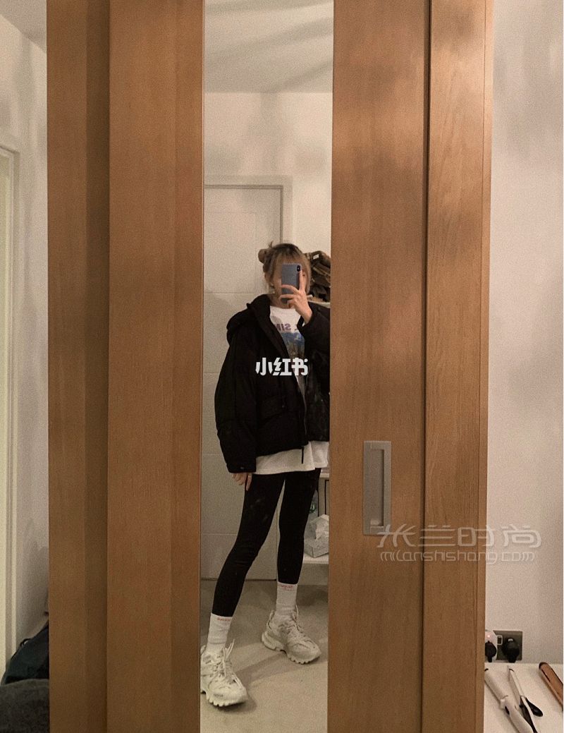 穿搭合輯 衛(wèi)衣分享 urban outfitters怎么樣_4