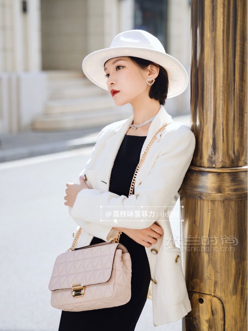 秋冬氣質(zhì)穿搭通勤約會都可雙11必入MK女包_2
