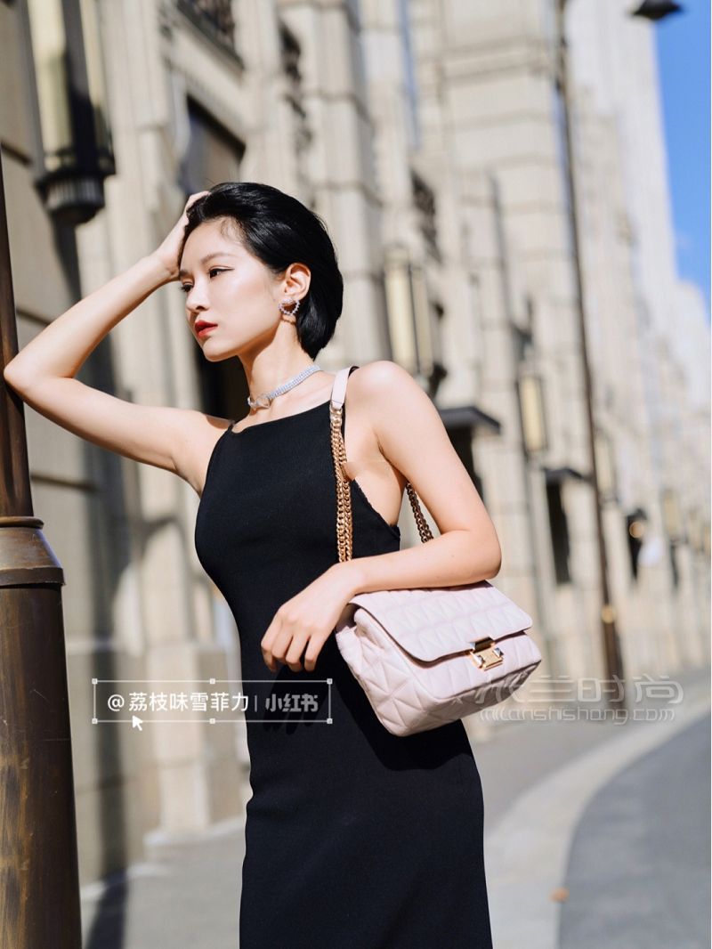 秋冬氣質(zhì)穿搭通勤約會都可雙11必入MK女包_3