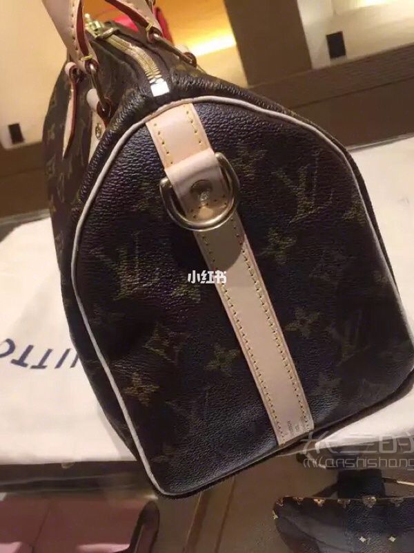 包雖然很經(jīng)典但我卻想吐槽LV女包路易威登speedy25帶肩帶的包包_2