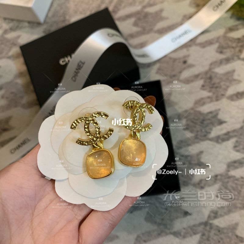飾品分享  Chanel香奈兒新款琉璃耳環(huán)-香奈兒怎么樣_6