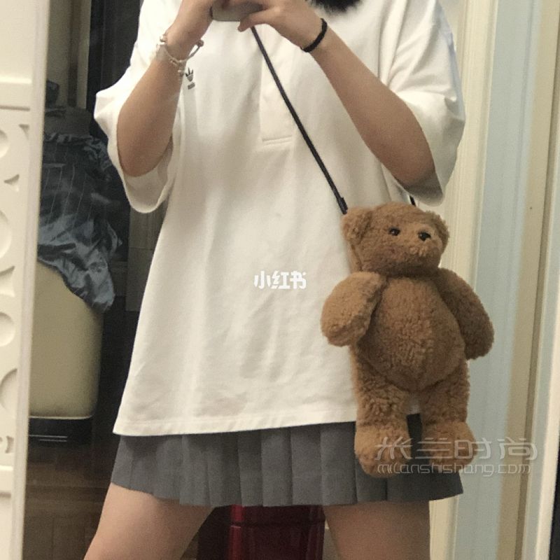 這是一個(gè)四十多歲女人剛給自己買的包_4