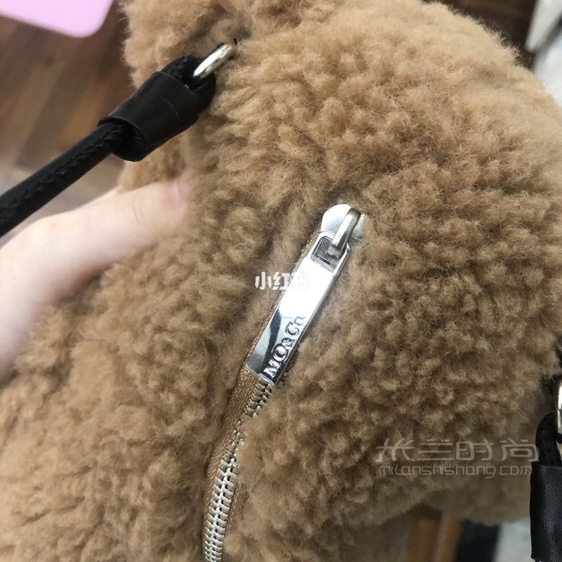 這是一個(gè)四十多歲女人剛給自己買的包_2