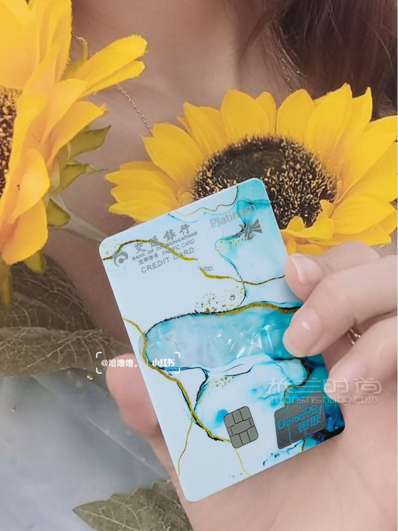 初秋時(shí)尚單品看過(guò)來(lái)我的閃亮小秘訣 施華洛世奇怎么樣_3