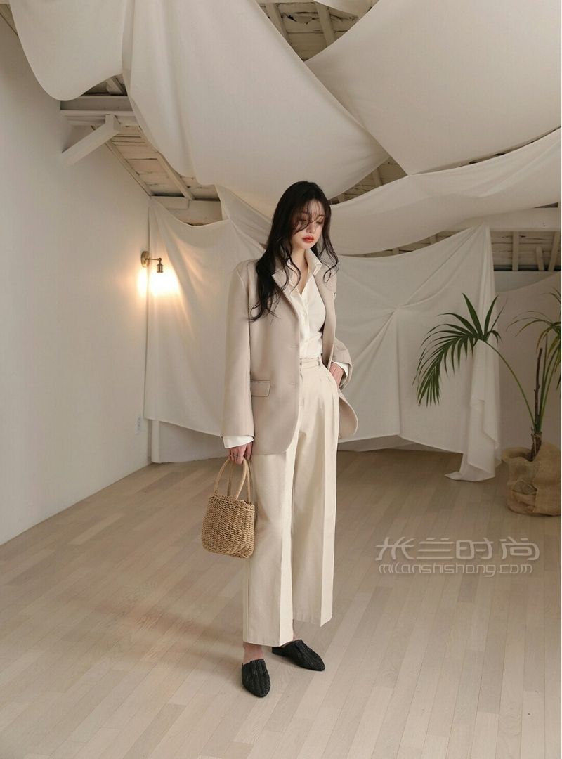 做你的溫柔霸氣女總裁 米色西裝外套＋襯衫 西裝褲_2