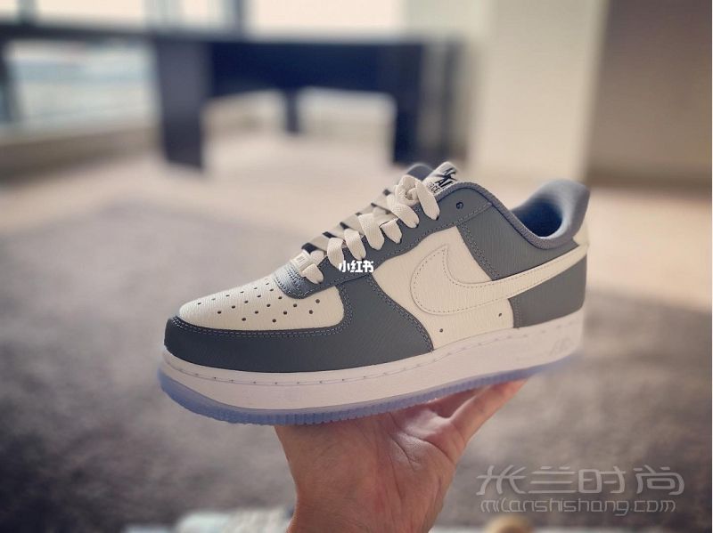 美國(guó)官網(wǎng)NIKE ID定制 高級(jí)灰耐克怎么樣_6