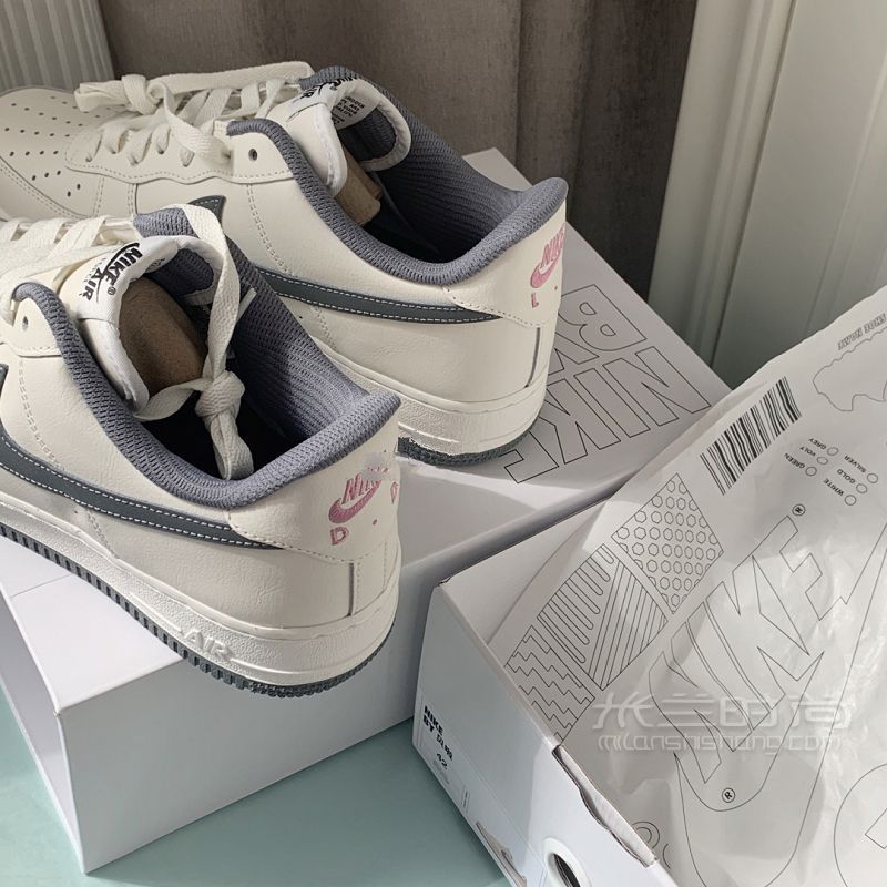 Nike By You定制 Nike運(yùn)動(dòng)鞋 生日禮物_5