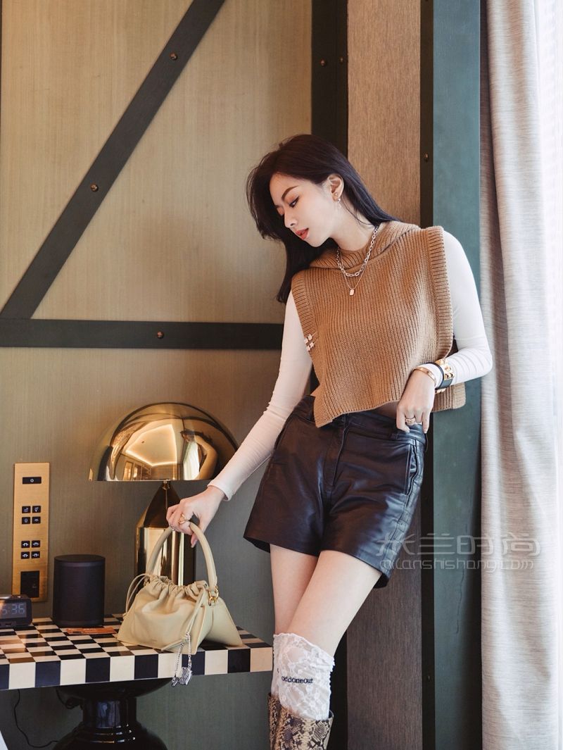 在這個(gè)復(fù)古又摩登的世界里_8