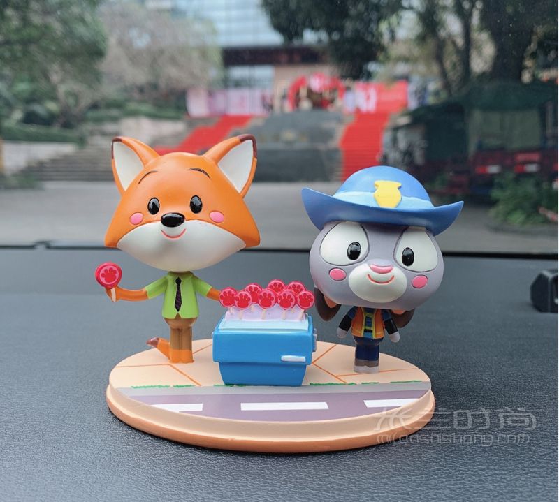 女孩子的車飾都有哪些 上海迪士尼_3