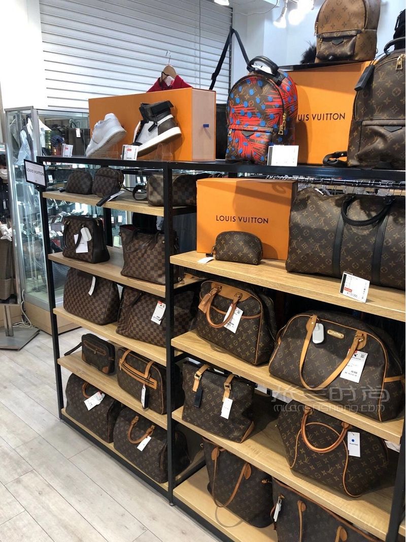 Fendi和LV款式怎么選？札幌中古店_8