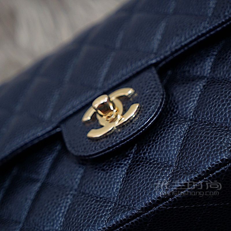 Chanel CF和香奈兒 2.55小號黑金對比 法國自由行_5