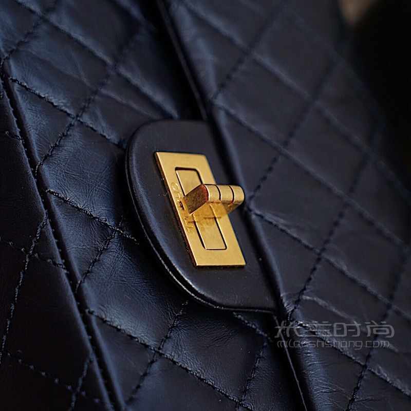 Chanel CF和香奈兒 2.55小號黑金對比 法國自由行_6