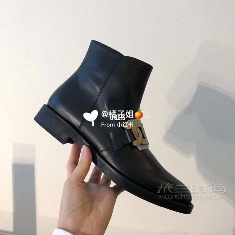 TOD’S最新款短靴 太好看啦?。⊥械滤乖趺礃觃4