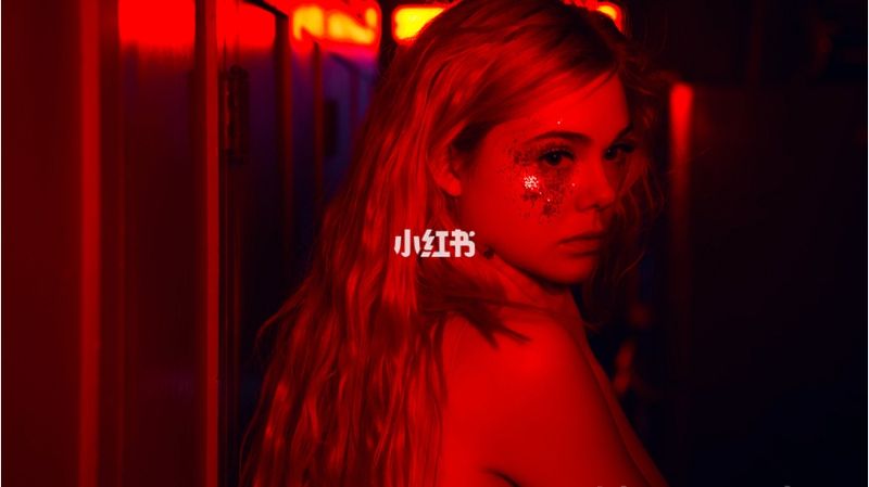 經(jīng)典回顧六套關(guān)于時(shí)裝的電影-yves saint laurent_4