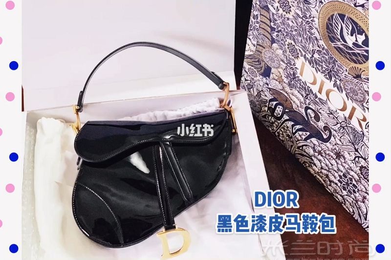 新年背新包  DIOR漆皮馬鞍包開箱_1