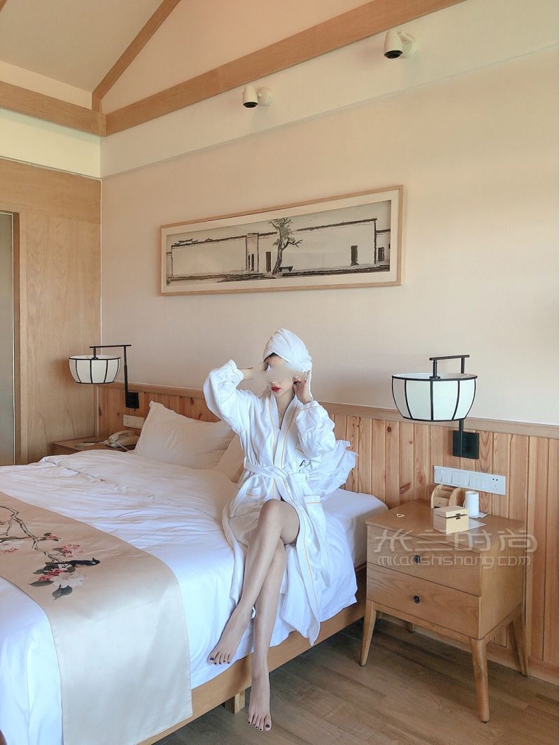 邯鄲周邊游 邢臺鵲山湖阿爾卡迪亞酒店泳池內(nèi)丘鵲山湖阿爾卡迪亞_3