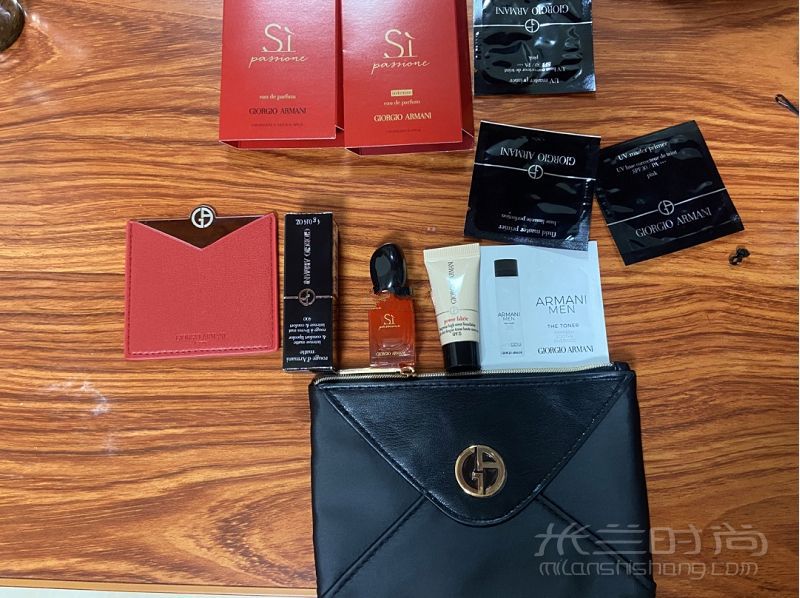 阿瑪尼十月福利買一得九姐妹們快沖啊_2