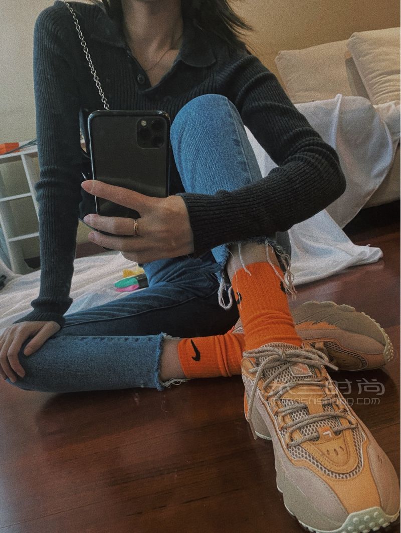 無敵顯腿細(xì)的馬卡龍色穿搭炸街情侶鞋_2