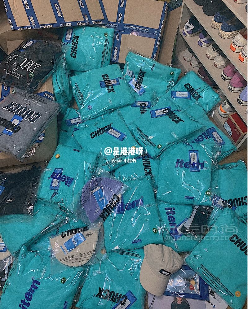 韓國潮牌CHUCK衛(wèi)衣遲來的開箱和湖藍(lán)鎖死 冬天去哪玩_1