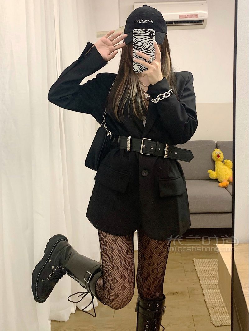 小個子女生 秋冬超A西裝辣妹出行穿搭_5