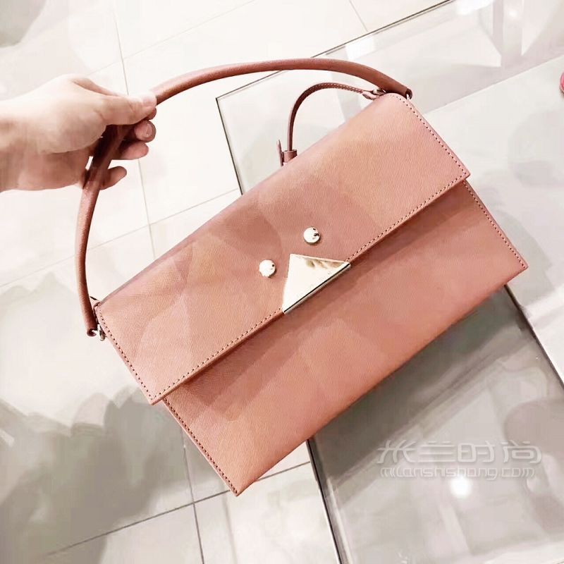 阿瑪尼女包 喬治阿瑪尼怎么樣_1