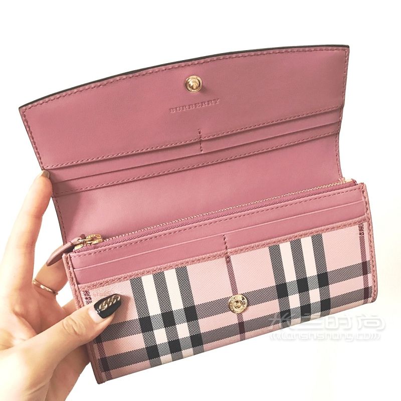 Burberry粉色長(zhǎng)款格紋錢(qián)包 少女心爆棚錢(qián)包_2