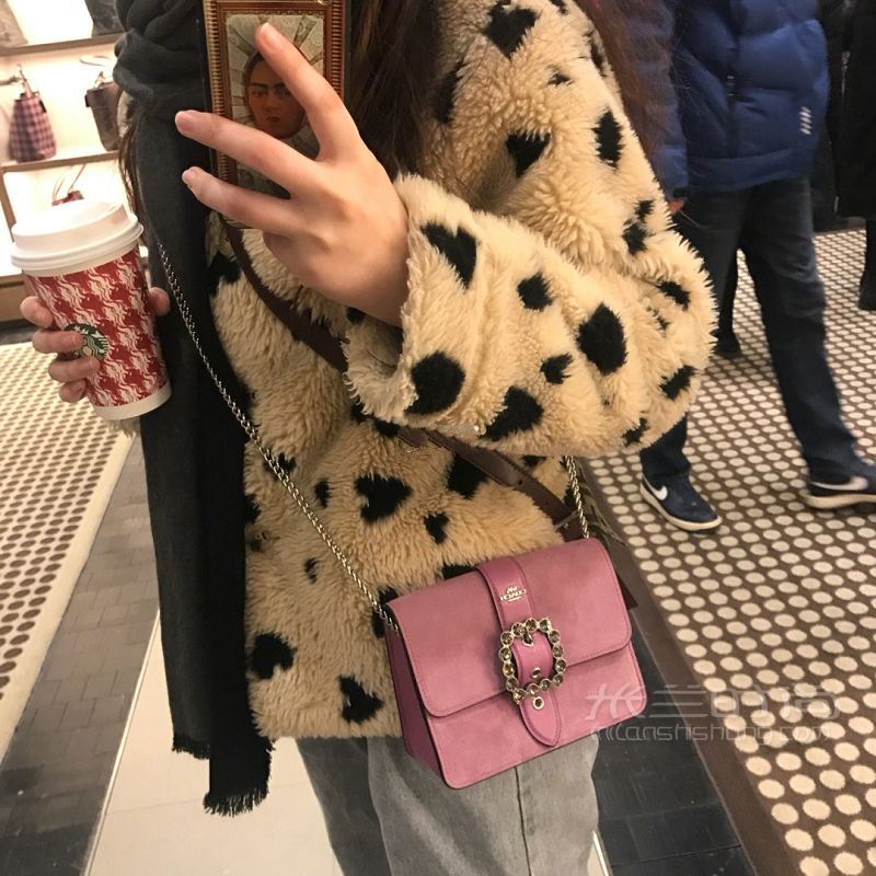 coach家少有的小清新包很miumiu啊 看很多小紅薯說酒紅的好看_2