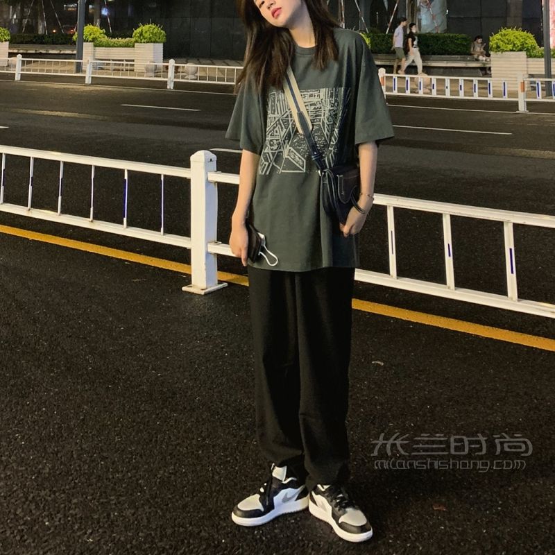 Cav Empt女孩上線Aj1 Low其實(shí)也很好看_2