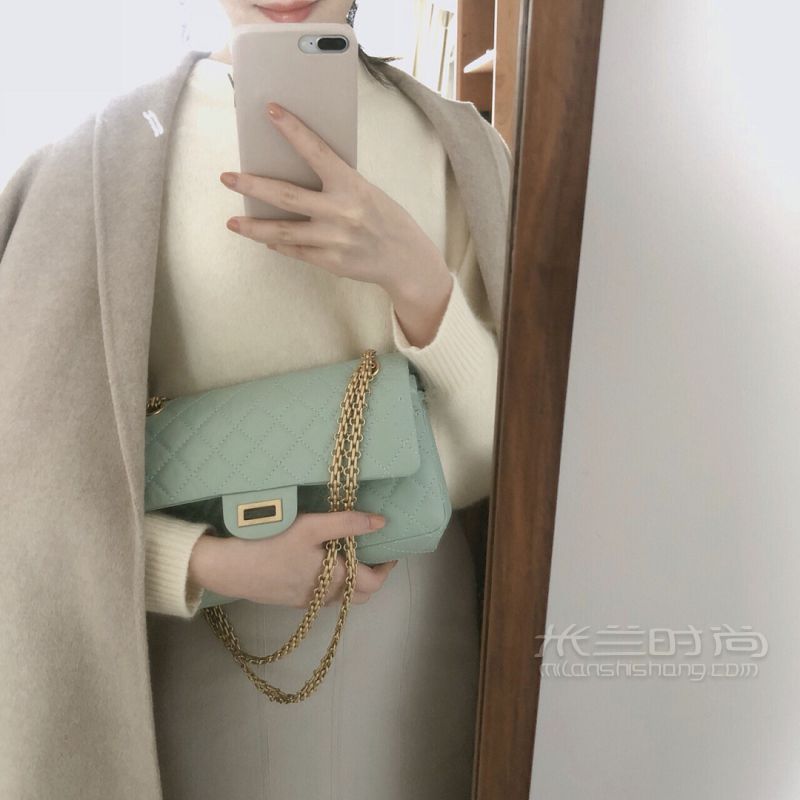 入坑香奈兒Chanel 薄荷綠2.55包包怎么樣_4
