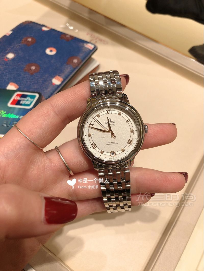 歐米茄Ω蝶飛女表 韓國免稅店貝母表盤浪琴怎么樣_2