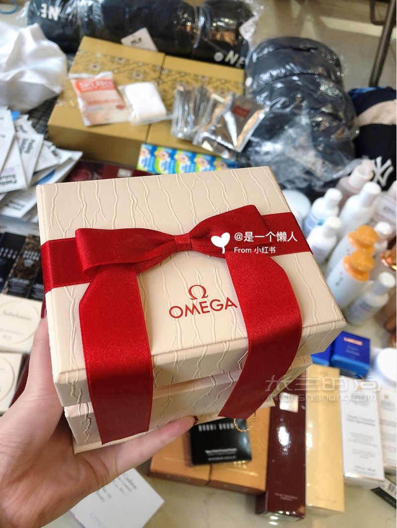 歐米茄Ω蝶飛女表 韓國免稅店貝母表盤浪琴怎么樣_4