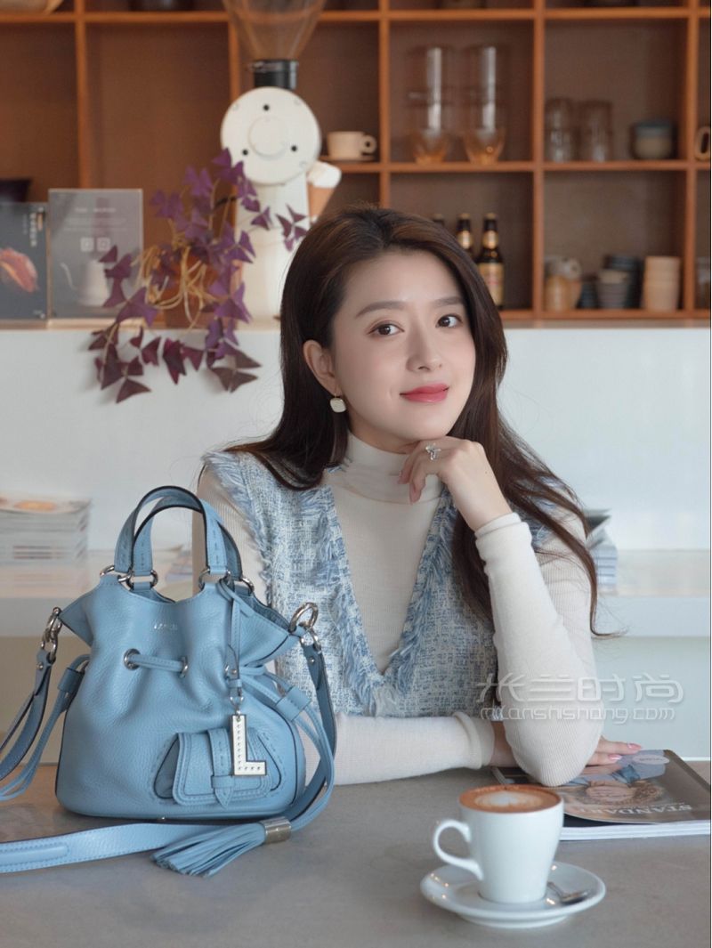跟精英律師學(xué)穿搭 辦公室栗娜都怎么穿_3