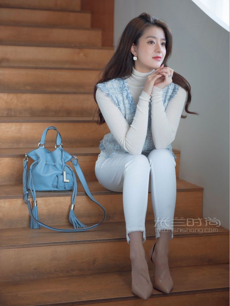 跟精英律師學(xué)穿搭 辦公室栗娜都怎么穿_2