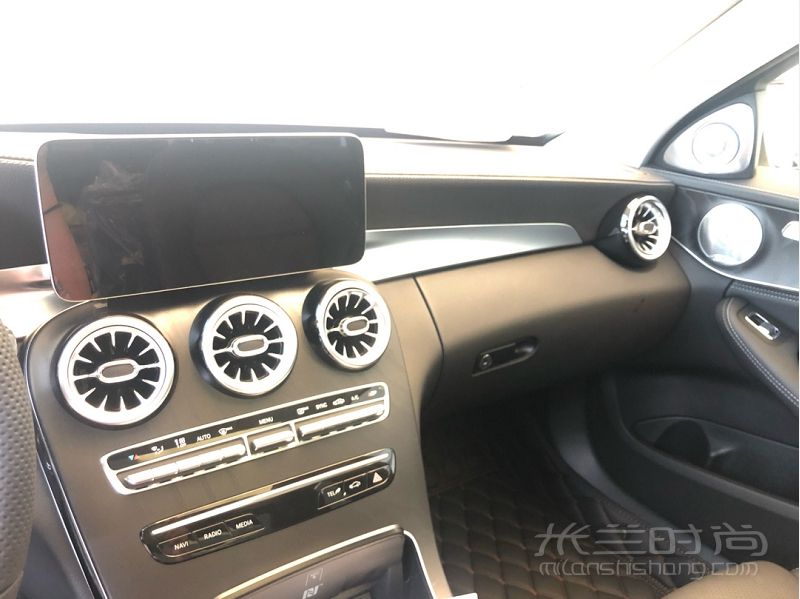 喜提愛車C260L運動行車記錄儀_4