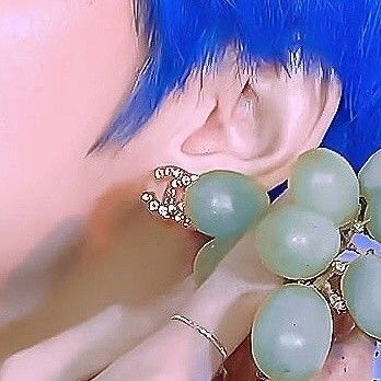 泰泰香奈兒耳釘細(xì)節(jié)圖 金泰亨配飾_8