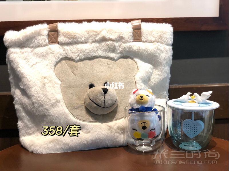 星巴克2020圣誕福袋預(yù)售來襲 三款單肩包真是可愛極了 手感巨好 特別順滑-福_6