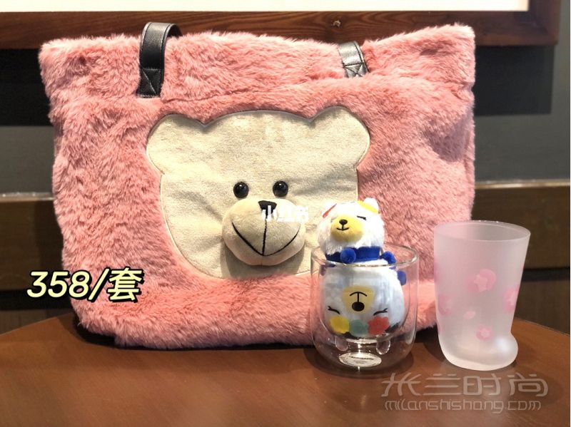 星巴克2020圣誕福袋預(yù)售來襲 三款單肩包真是可愛極了 手感巨好 特別順滑-福_2